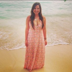 Lulus pink floral maxi dress